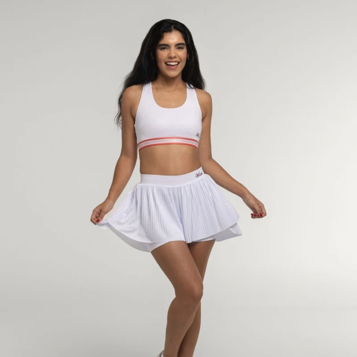 #Color_Blanco