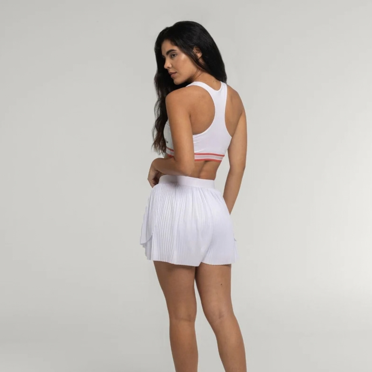 #Color_Blanco